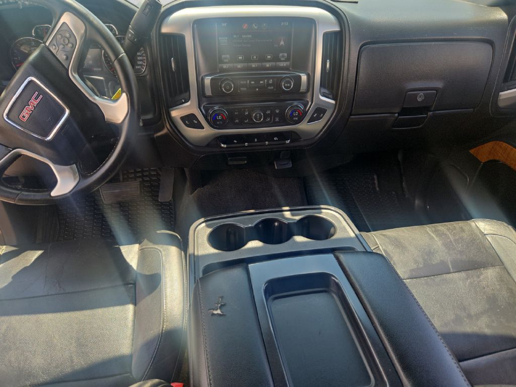 Photo 12 of this GMC SIERRA