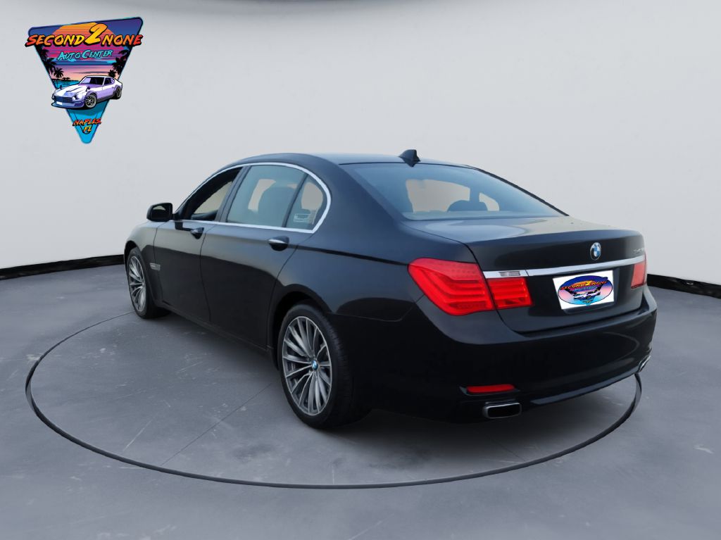Photo 3 of this BMW 740