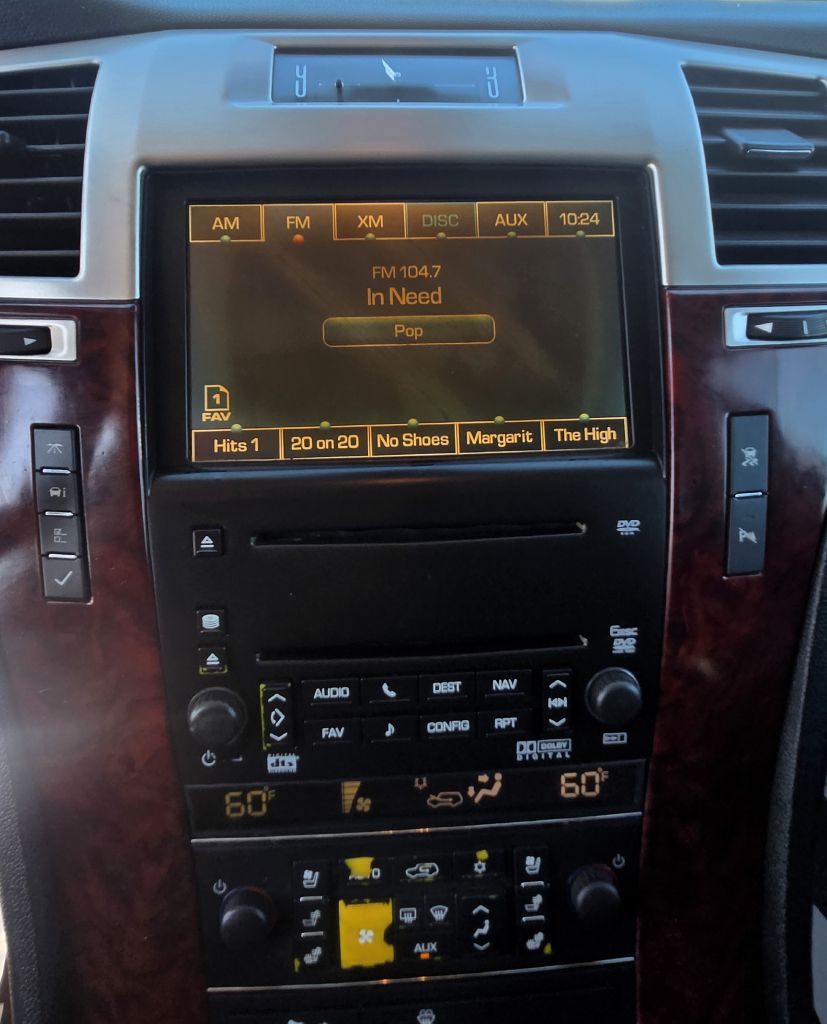 Photo 19 of this CADILLAC ESCALADE