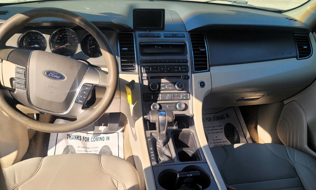 Photo 11 of this FORD TAURUS