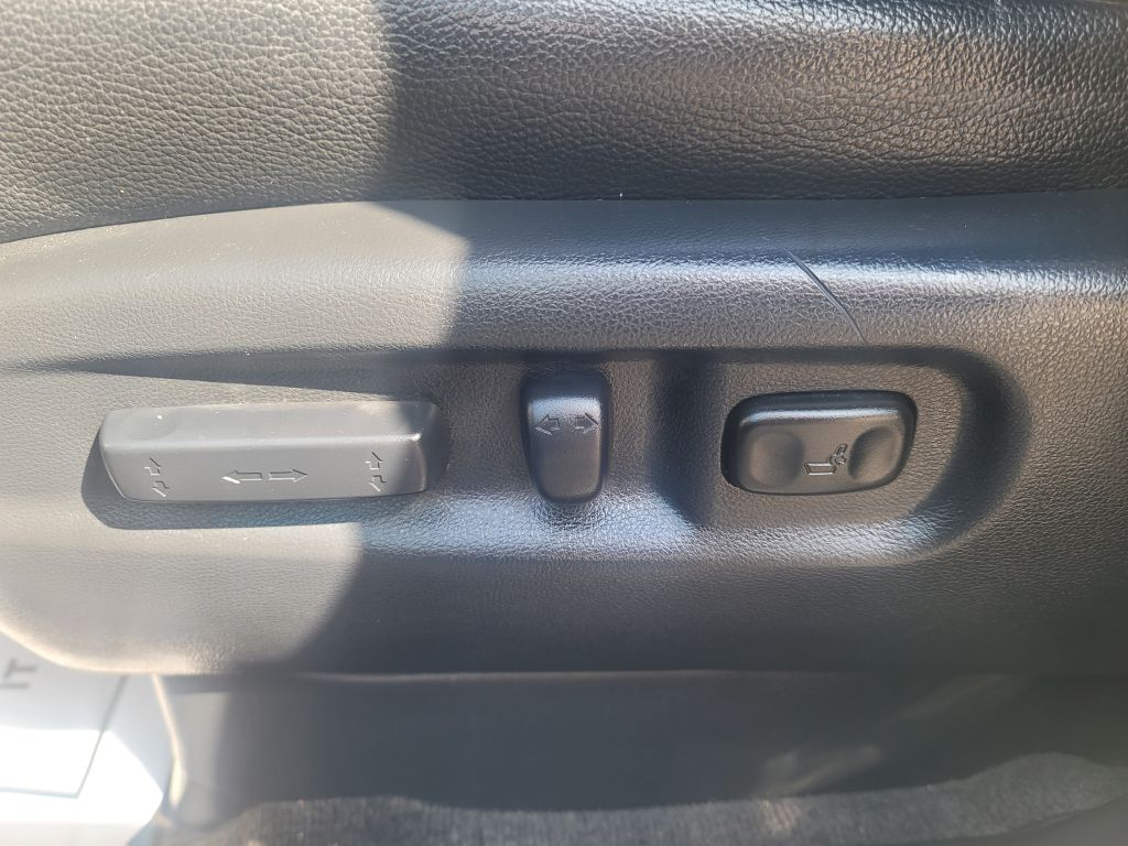 Photo 9 of this HONDA PILOT