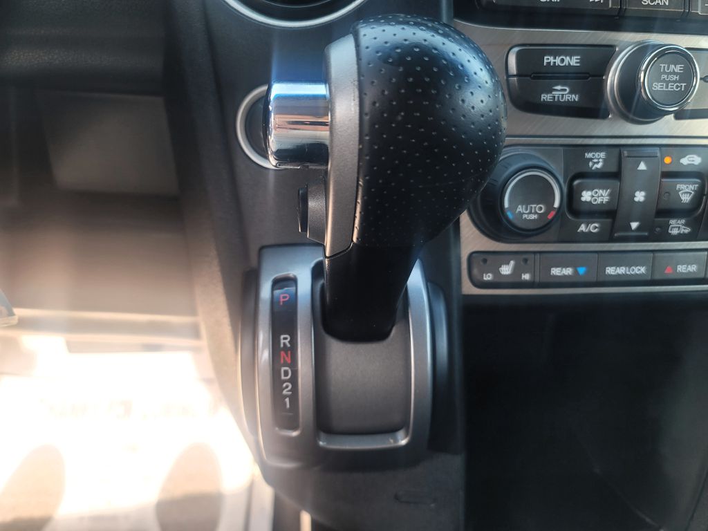Photo 20 of this HONDA PILOT