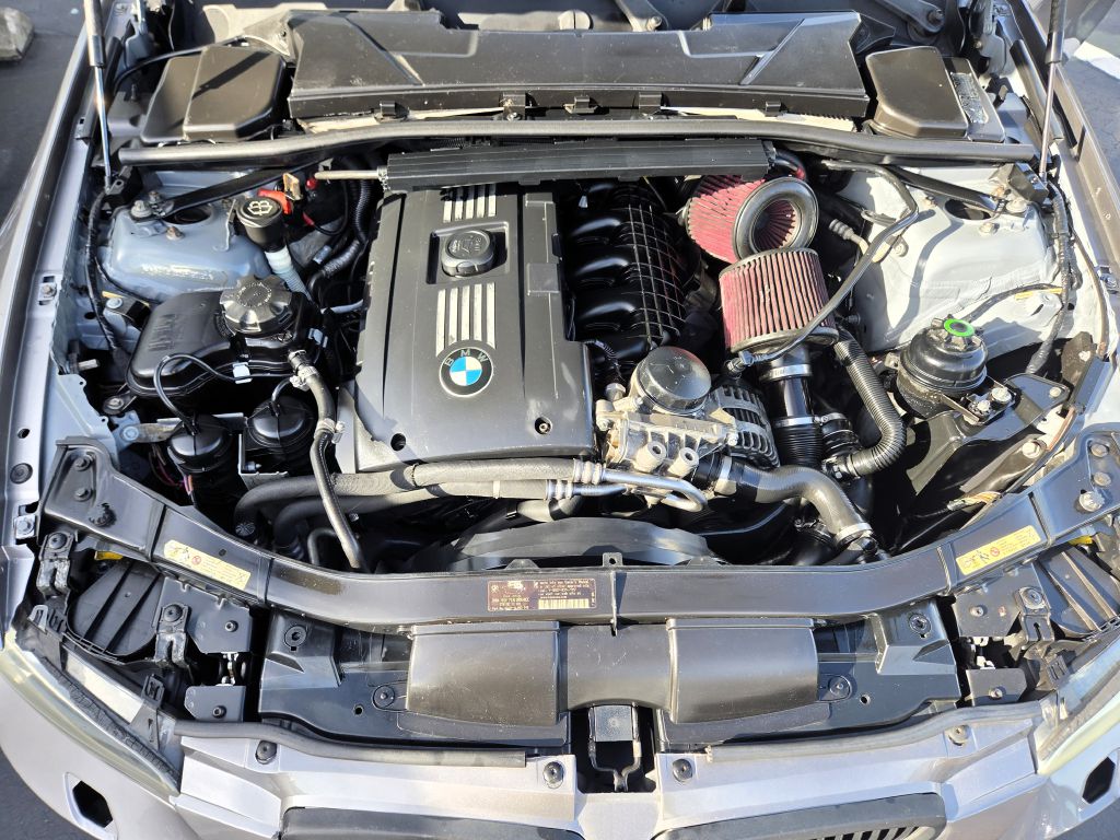 Photo 15 of this BMW 328