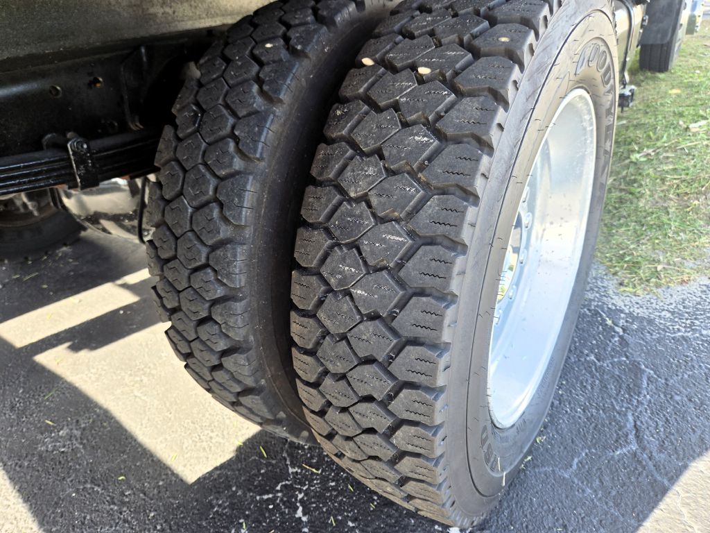 Photo 18 of this FORD LOW CAB FORWARD