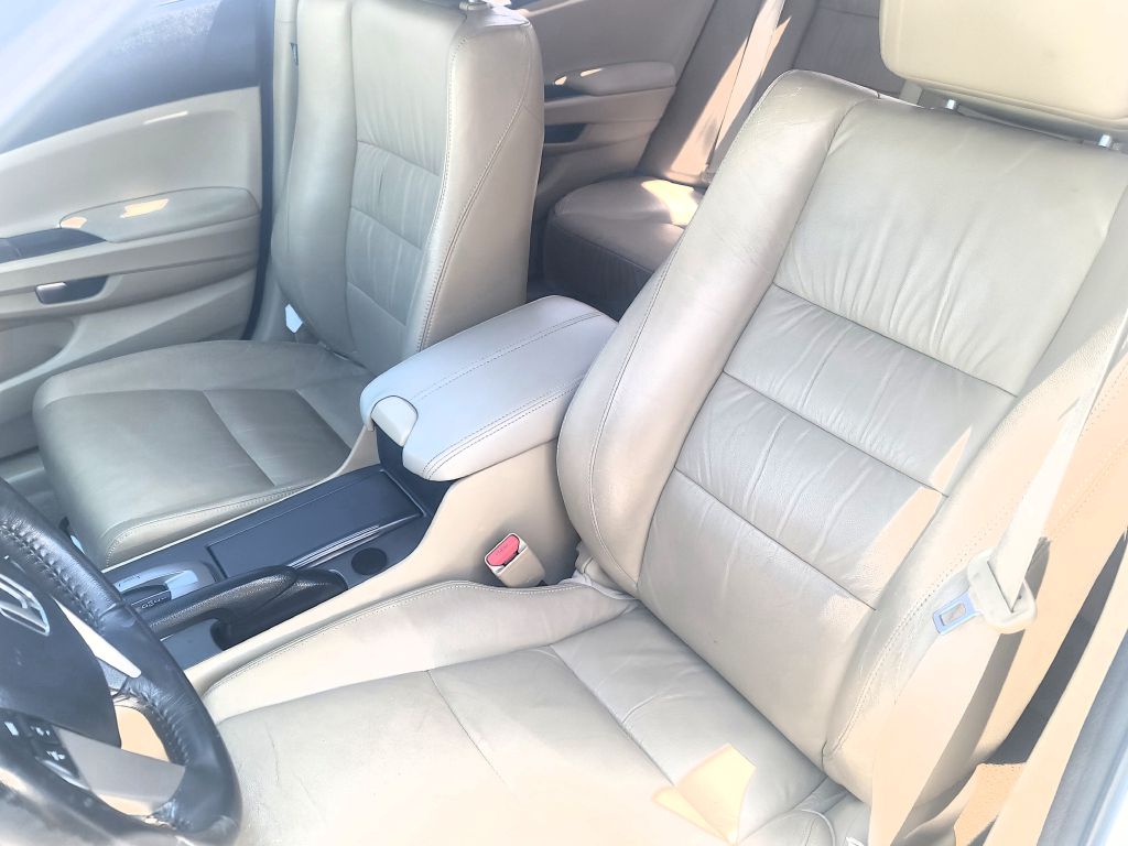 Photo 9 of this HONDA ACCORD