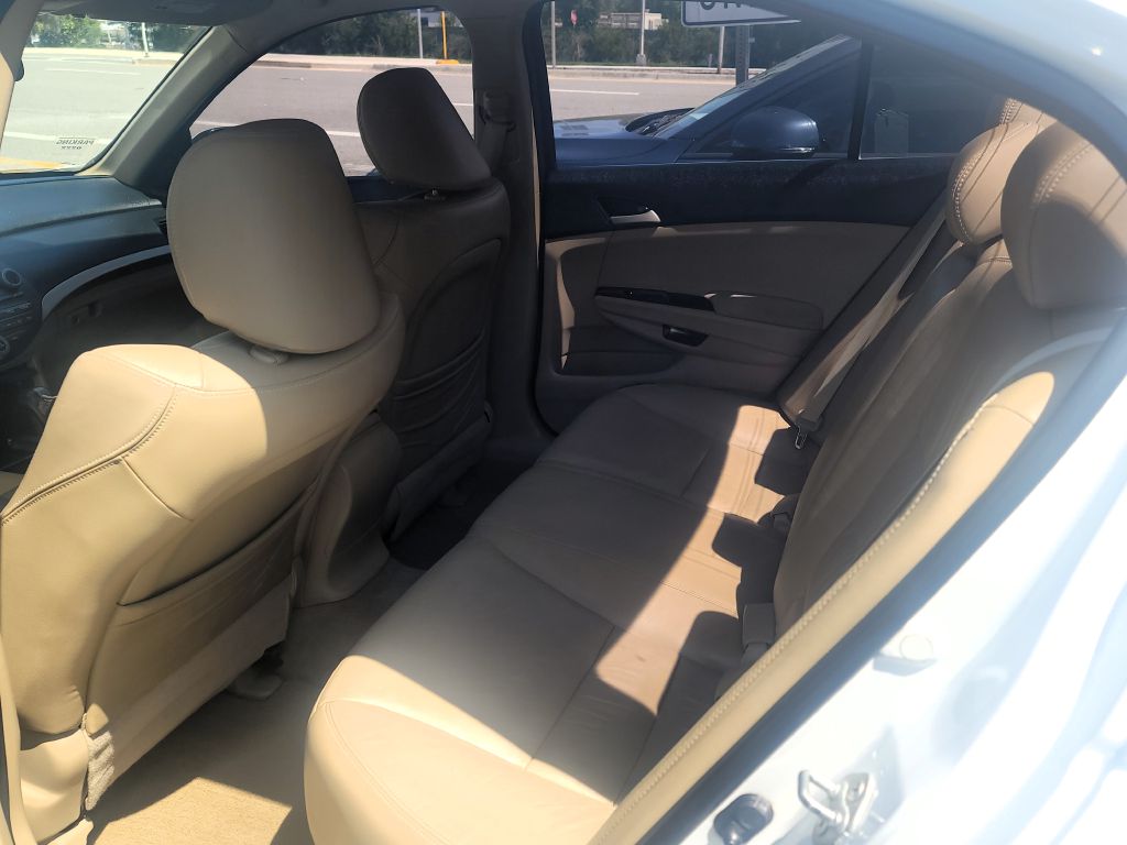 Photo 10 of this HONDA ACCORD