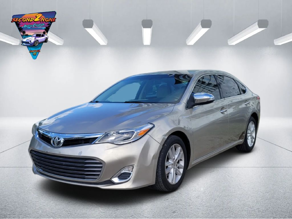 2013 TOYOTA AVALON