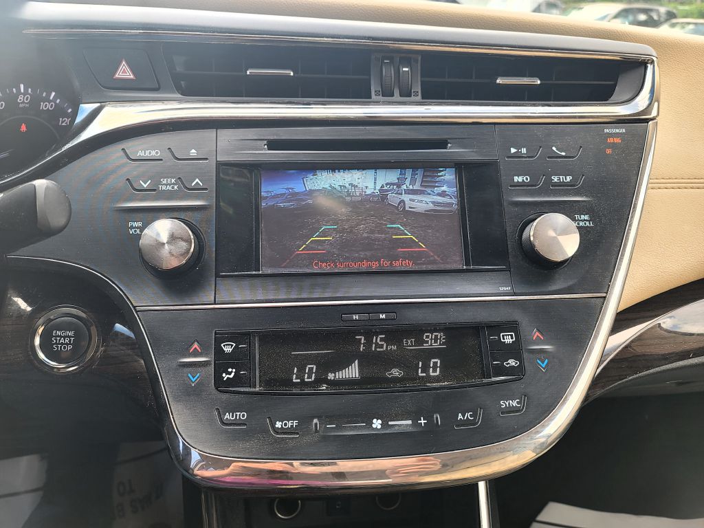 Photo 16 of this TOYOTA AVALON