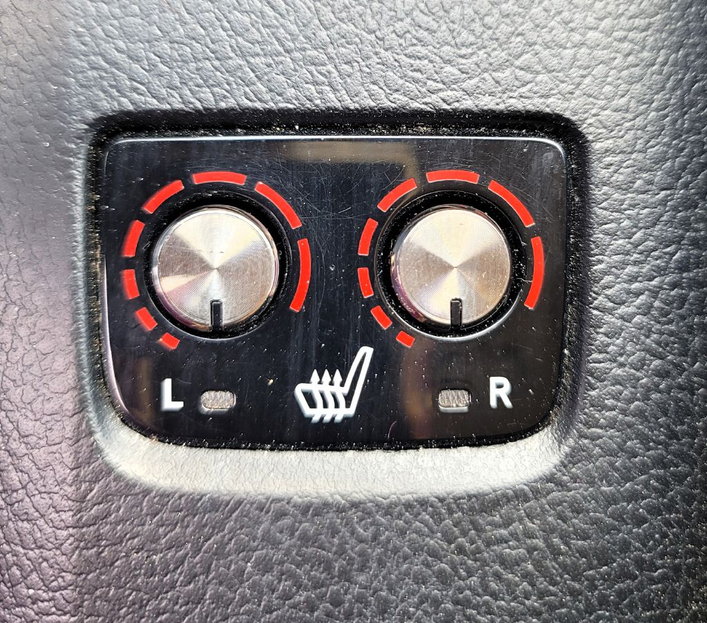 Photo 19 of this TOYOTA AVALON