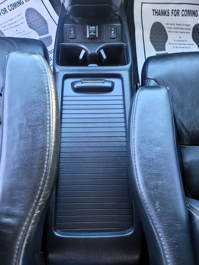 Photo 12 of this HONDA CR-V