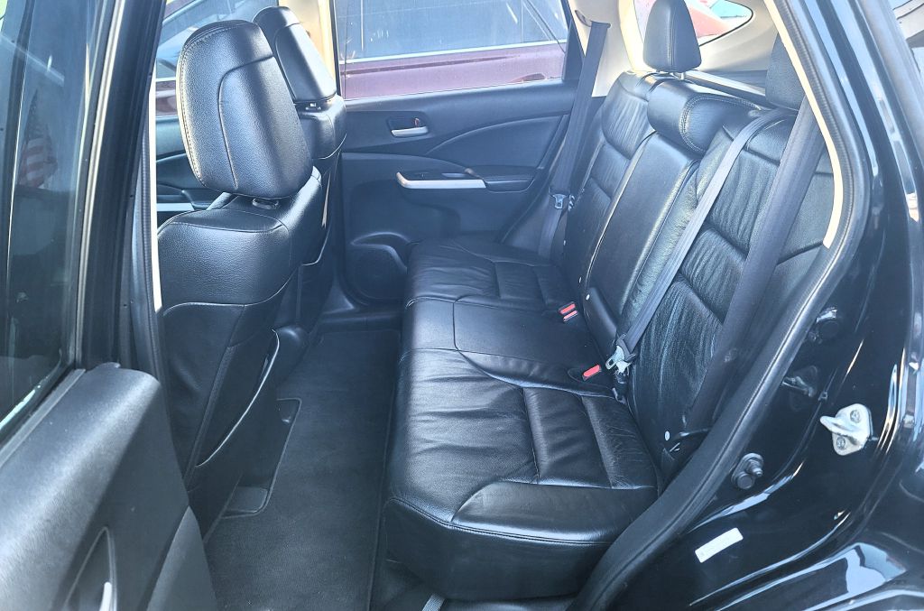 Photo 14 of this HONDA CR-V
