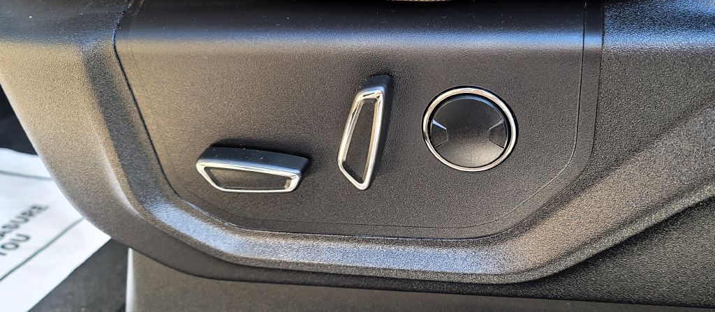 Photo 28 of this FORD F150