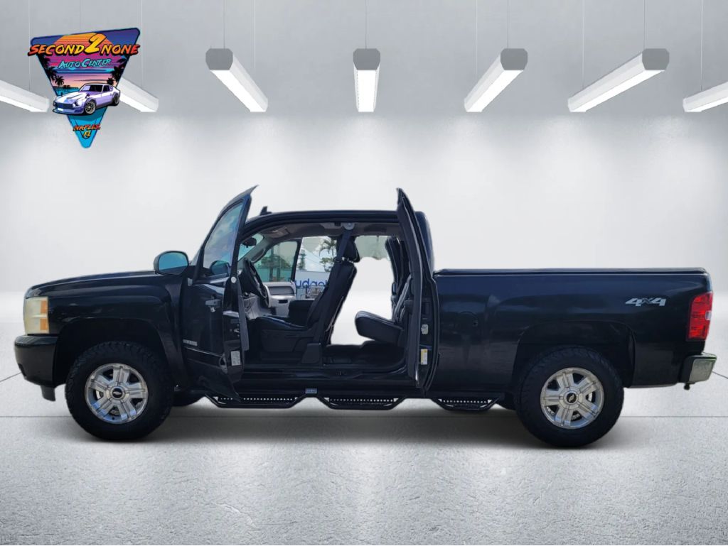 Photo 7 of this CHEVROLET SILVERADO 1500