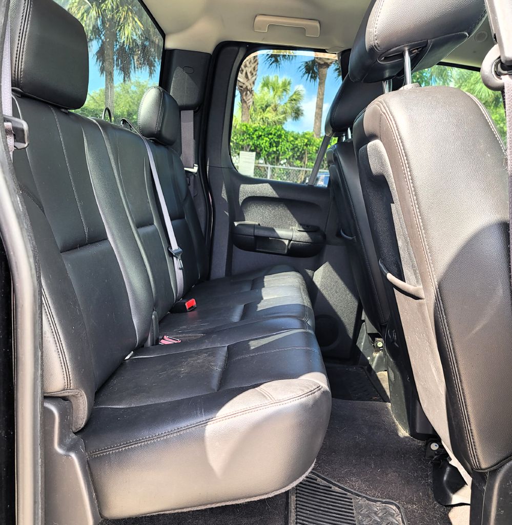 Photo 12 of this CHEVROLET SILVERADO 1500