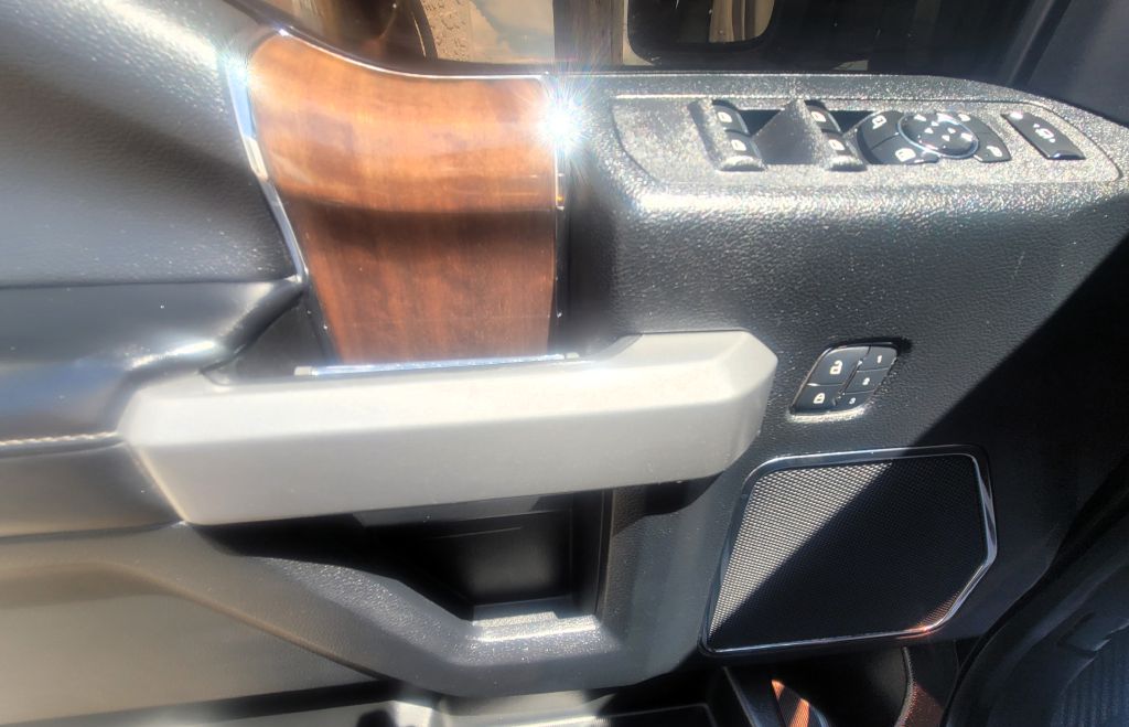 Photo 11 of this FORD F250