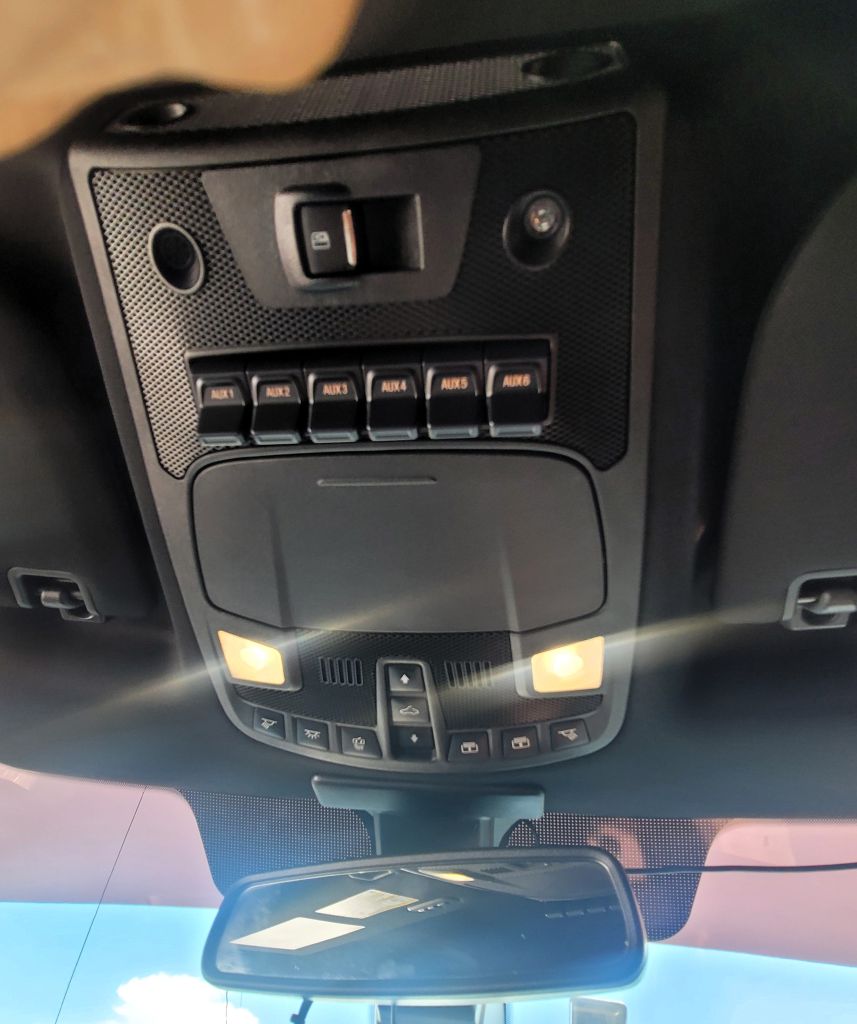 Photo 14 of this FORD F250