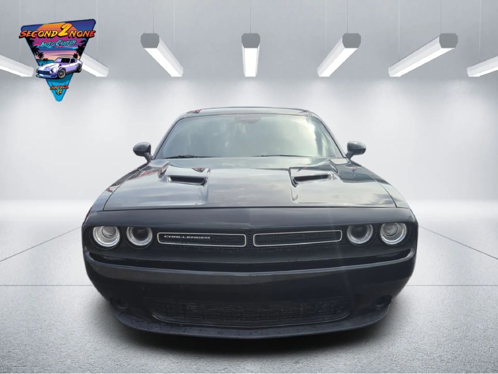 Photo 2 of this DODGE CHALLENGER