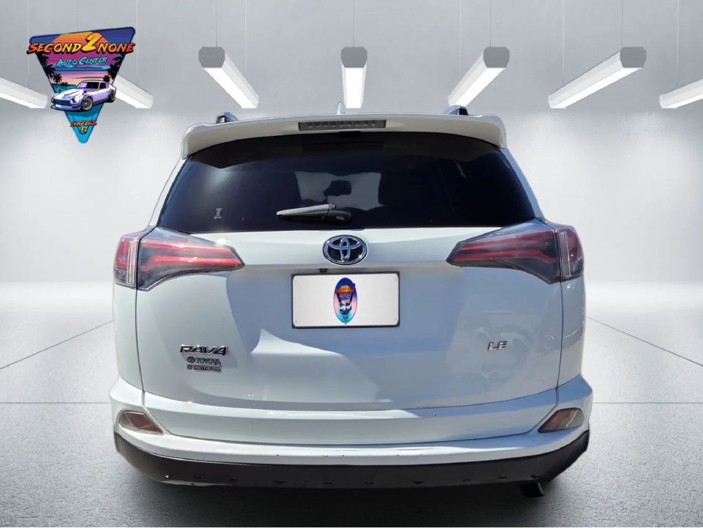 Photo 6 of this TOYOTA RAV4