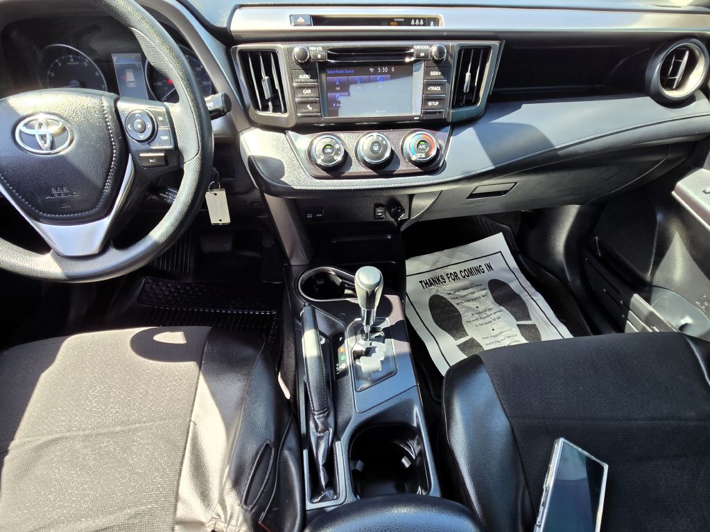 Photo 11 of this TOYOTA RAV4