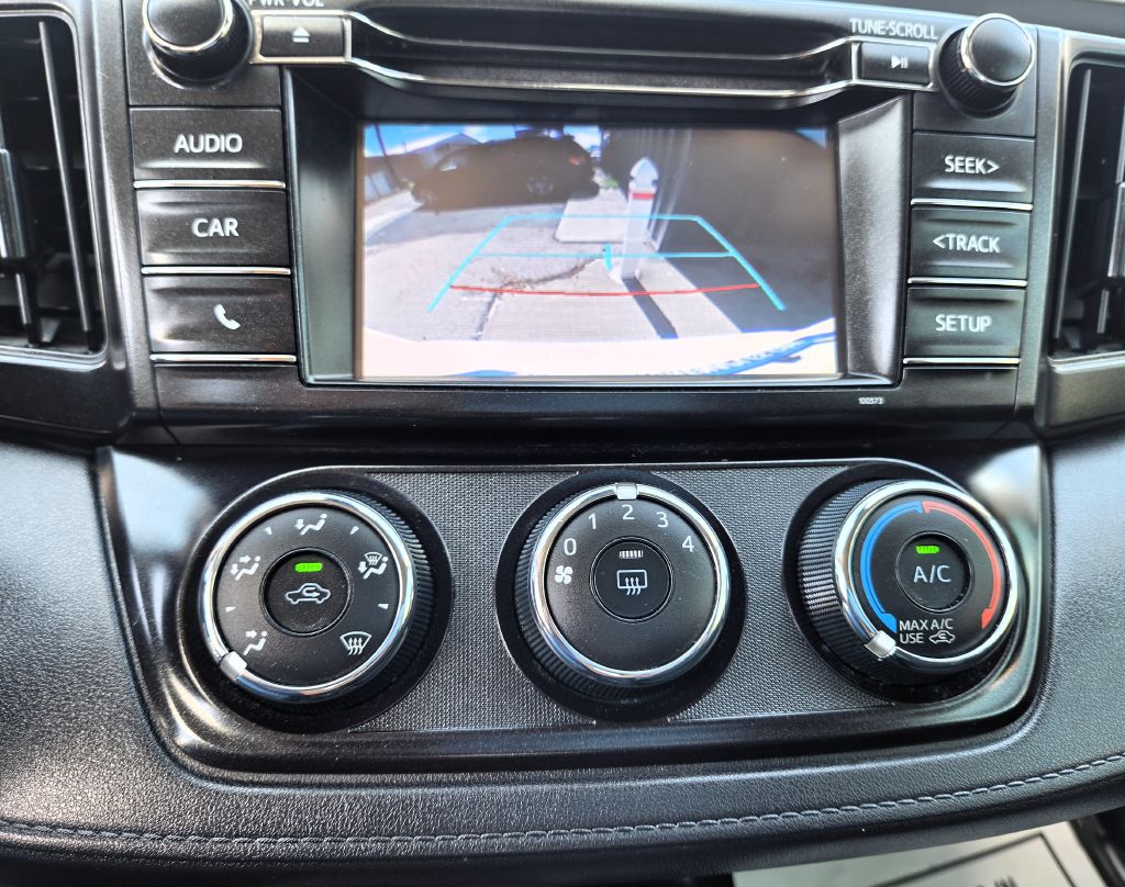 Photo 16 of this TOYOTA RAV4