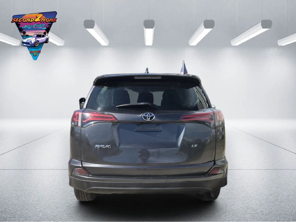 Photo 6 of this TOYOTA RAV4