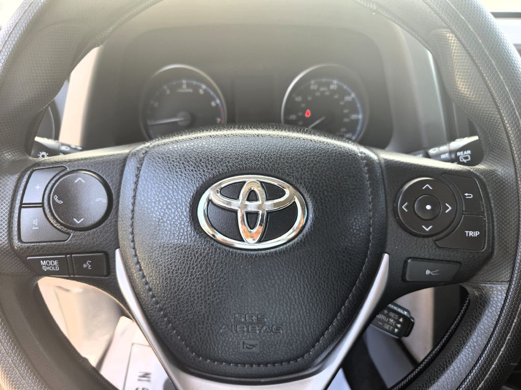 Photo 19 of this TOYOTA RAV4