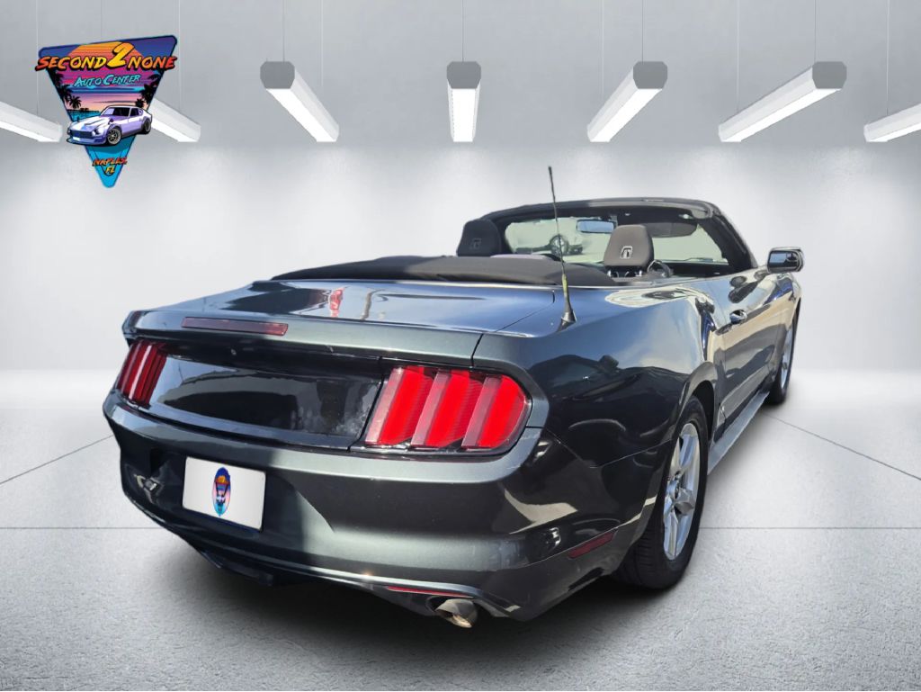 Photo 6 of this FORD MUSTANG