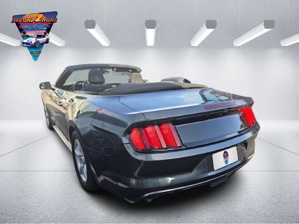 Photo 8 of this FORD MUSTANG