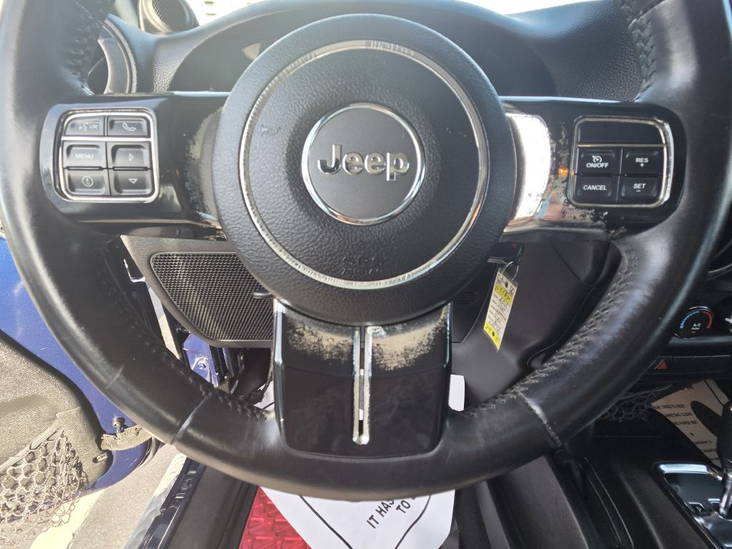Photo 15 of this JEEP WRANGLER