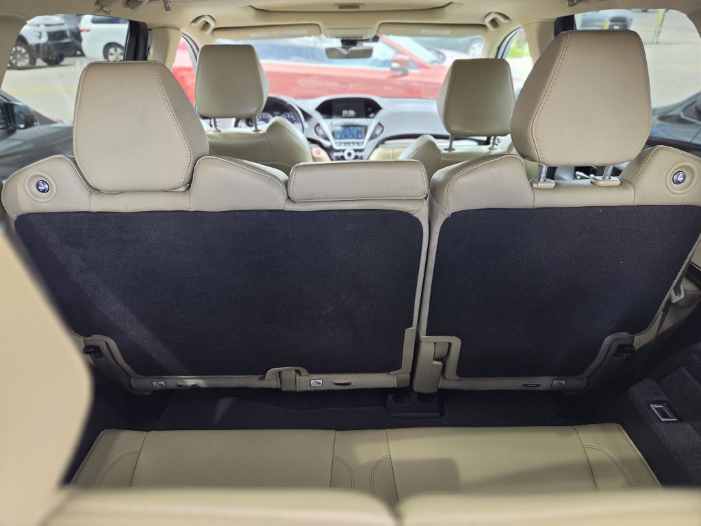 Photo 7 of this ACURA MDX