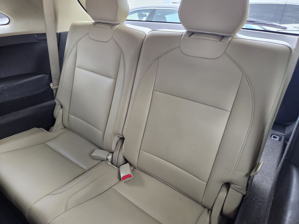 Photo 11 of this ACURA MDX