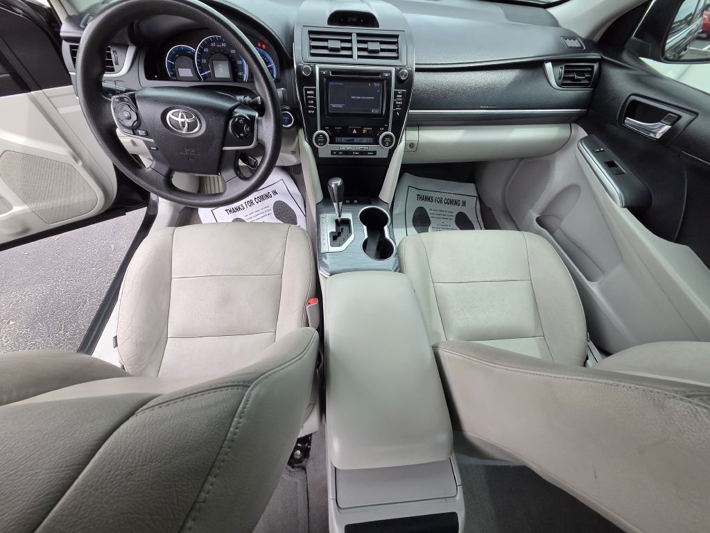 Photo 12 of this TOYOTA CAMRY