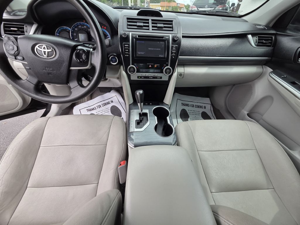 Photo 13 of this TOYOTA CAMRY