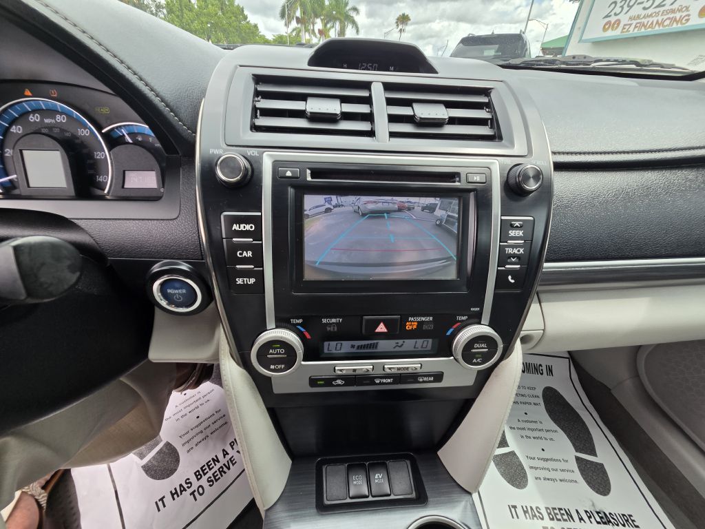 Photo 16 of this TOYOTA CAMRY