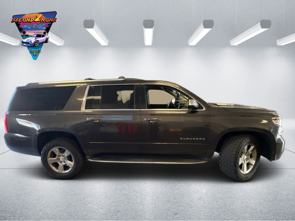 Photo 4 of this CHEVROLET SUBURBAN