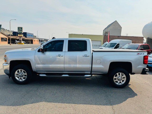 2015 Chevrolet Silverado 2500HD LTZ Crew Cab 4WD