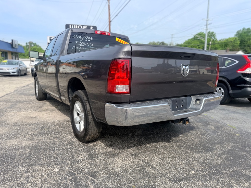 Photo 4 of this RAM 1500 CLASSIC