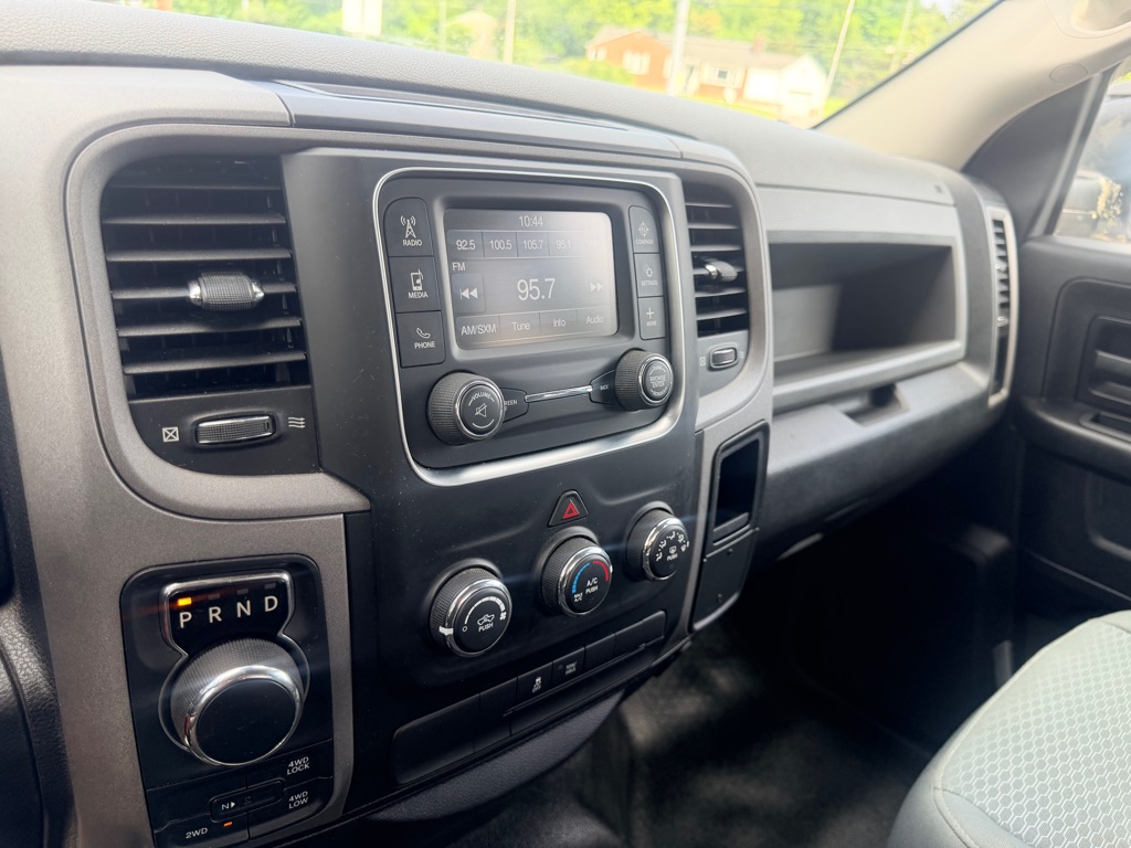 Photo 21 of this RAM 1500