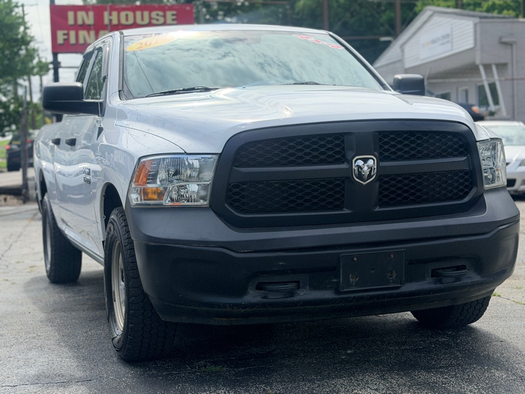 Photo 4 of this RAM 1500