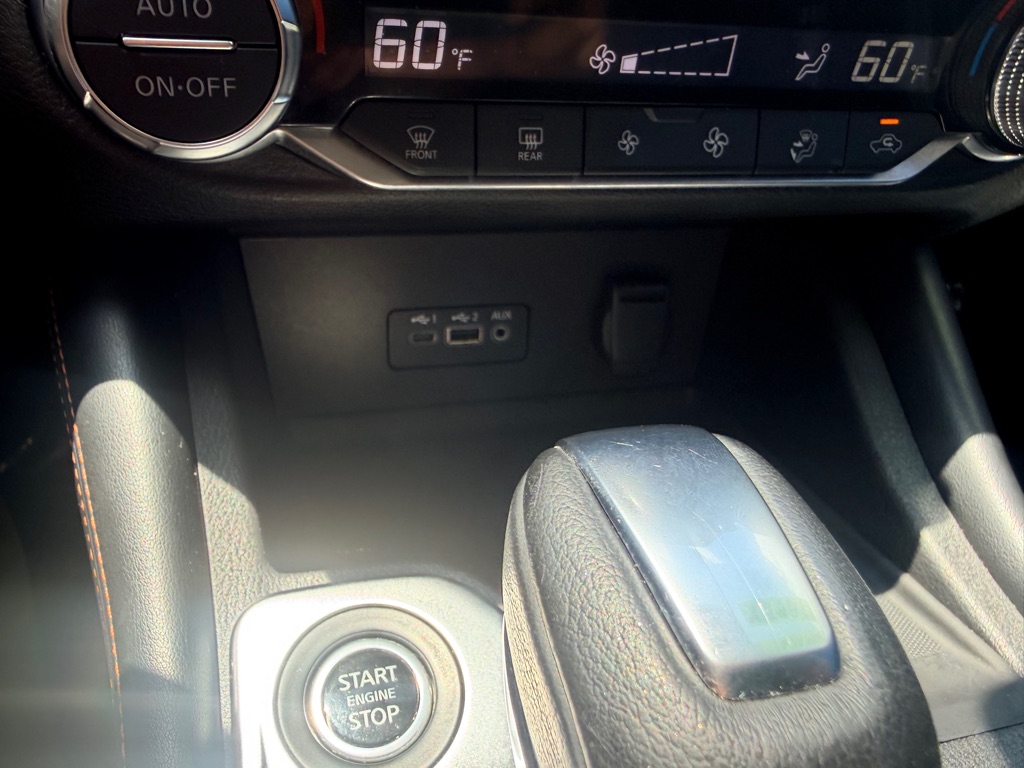 Photo 40 of this NISSAN SENTRA
