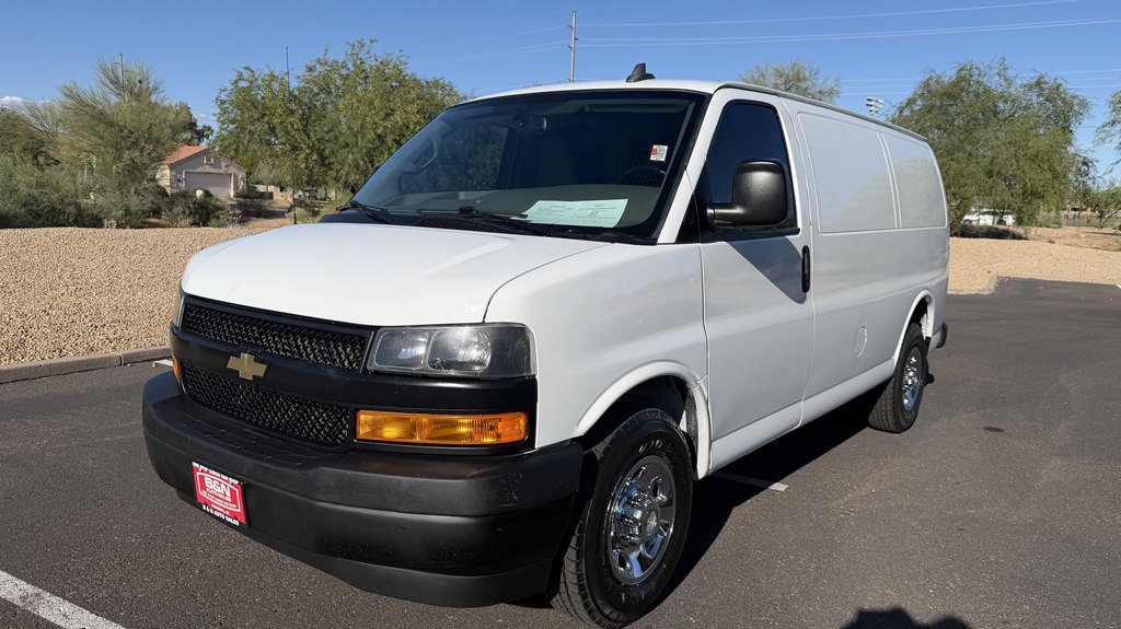 White 2020 Chevrolet Express Cargo 2500 RWD Van Rear-Wheel Drive Automatic
