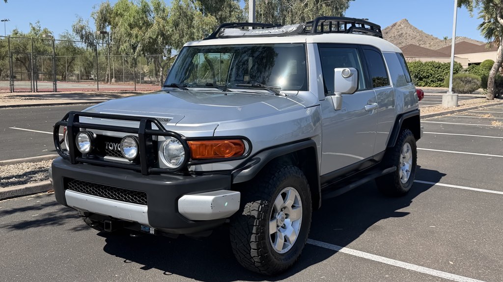 Silver 2008 Toyota FJ Cruiser 4WD SUV / Crossover Four-Wheel Drive Automatic