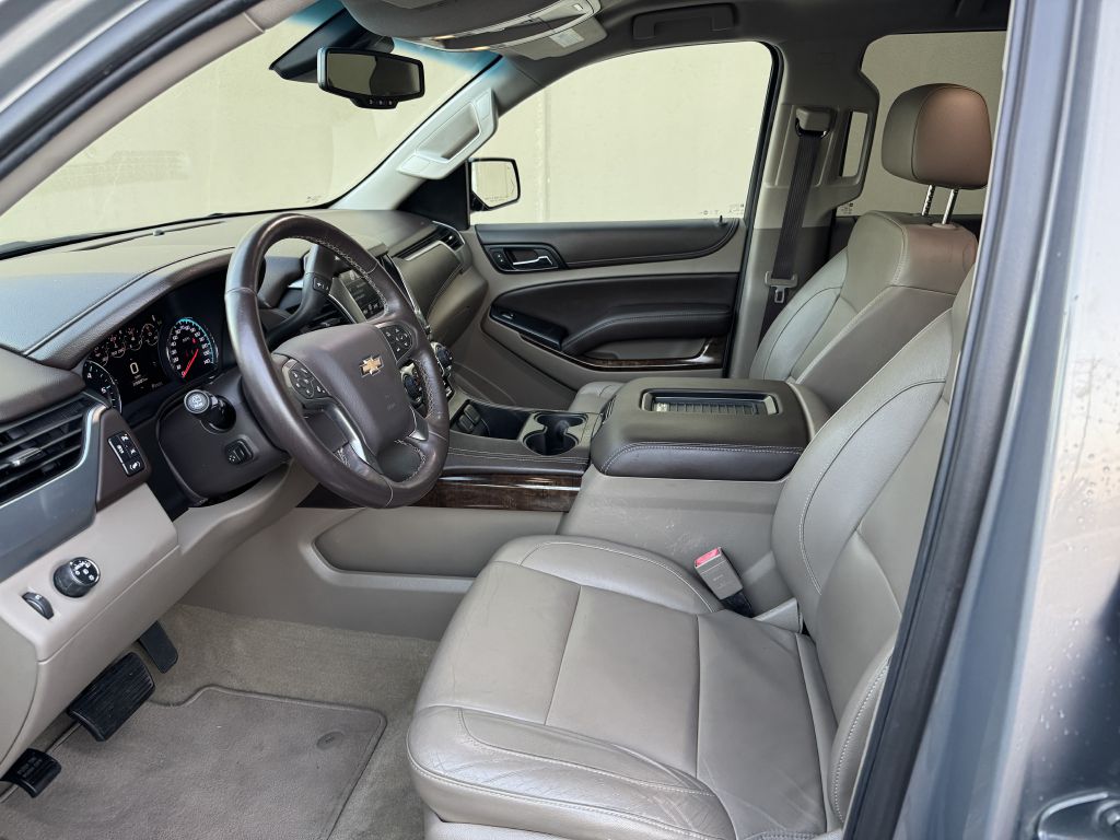 Photo 5 of this CHEVROLET TAHOE