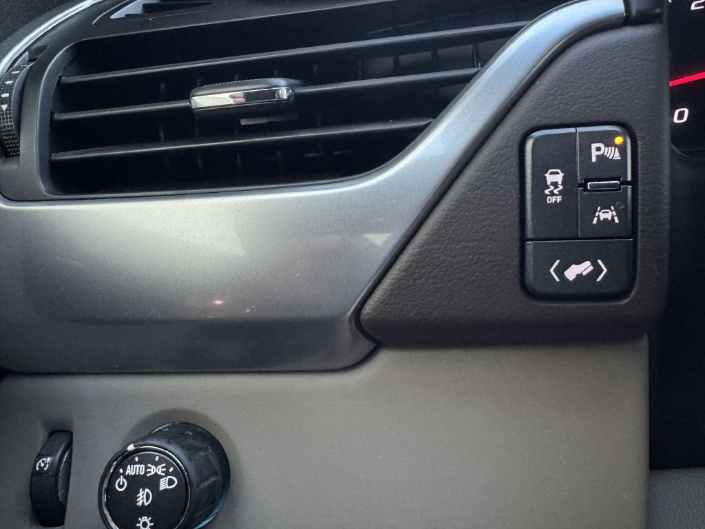 Photo 10 of this CHEVROLET TAHOE