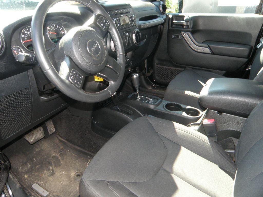 2017 Jeep Wrangler Sport S - Photo 9