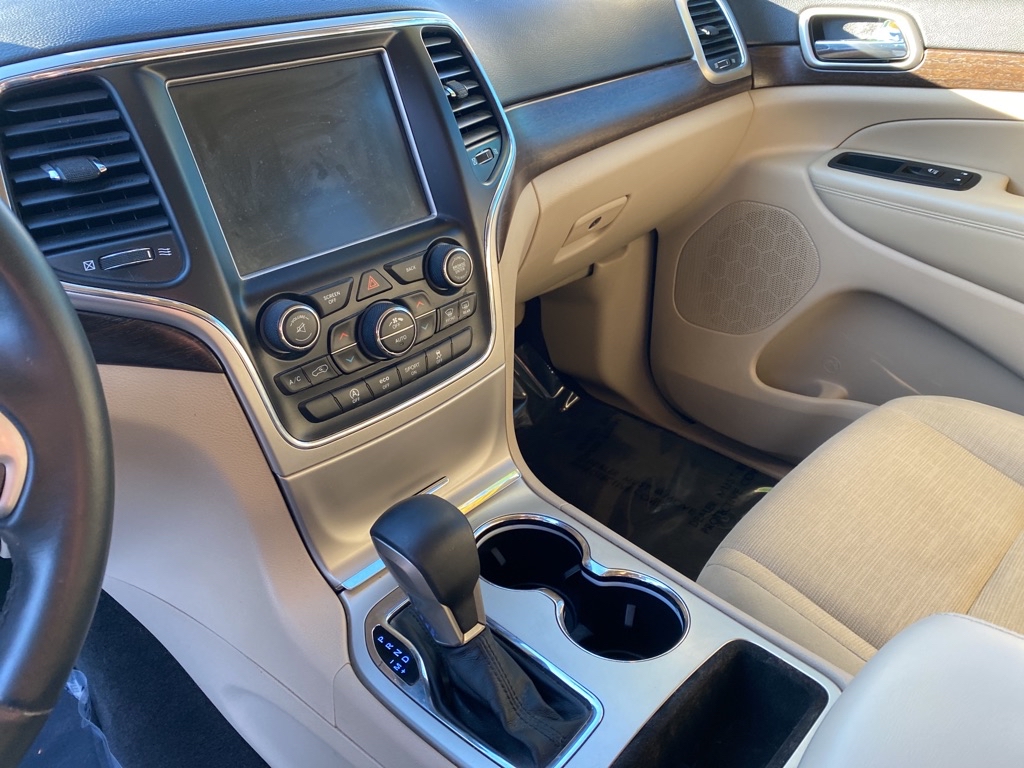 JEEP GRAND CHEROKEE 2016 JEEP GRAND CHEROKEE 1C4RJEAG3GC455012