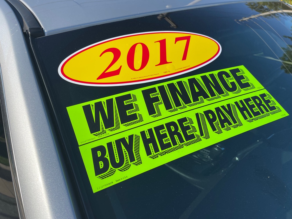 FORD TAURUS 2017 FORD TAURUS 1FAHP2F83HG121721