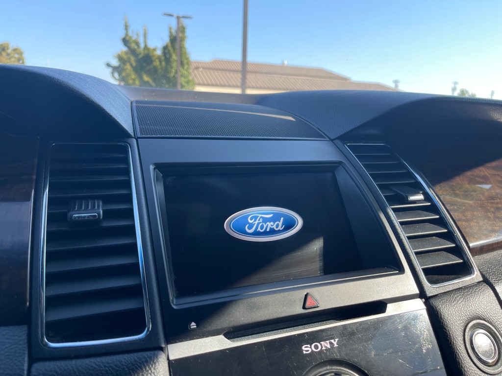 FORD TAURUS 2017 FORD TAURUS 1FAHP2F83HG121721