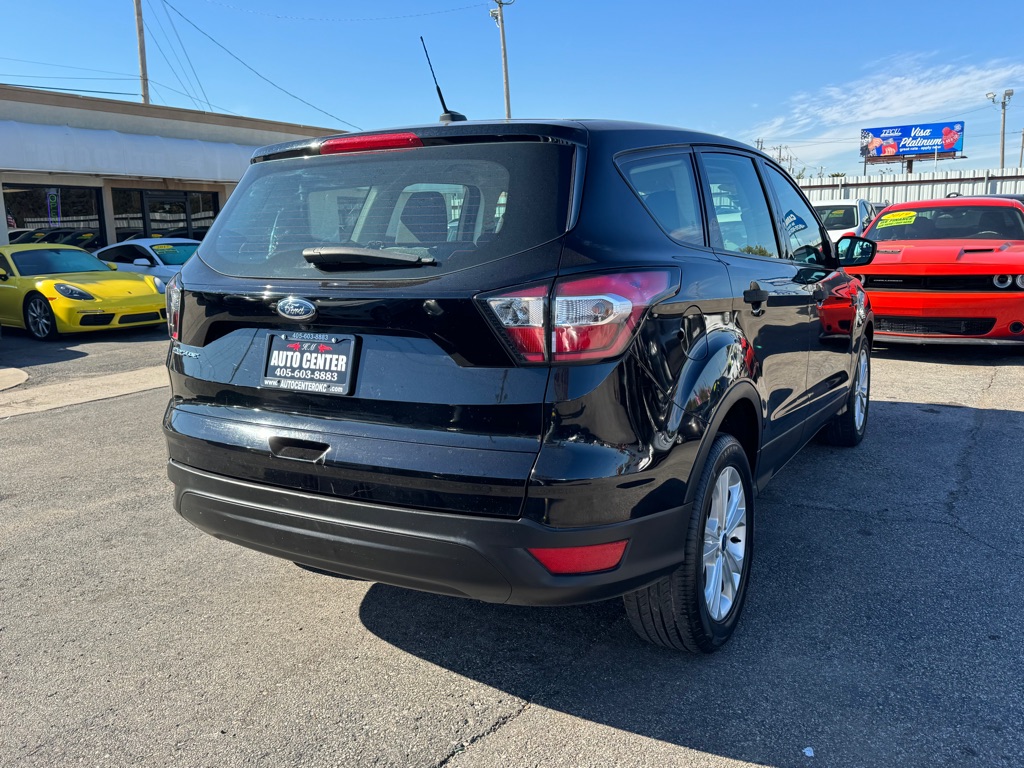 FORD ESCAPE 2017 FORD ESCAPE 1FMCU0F71HUD53062