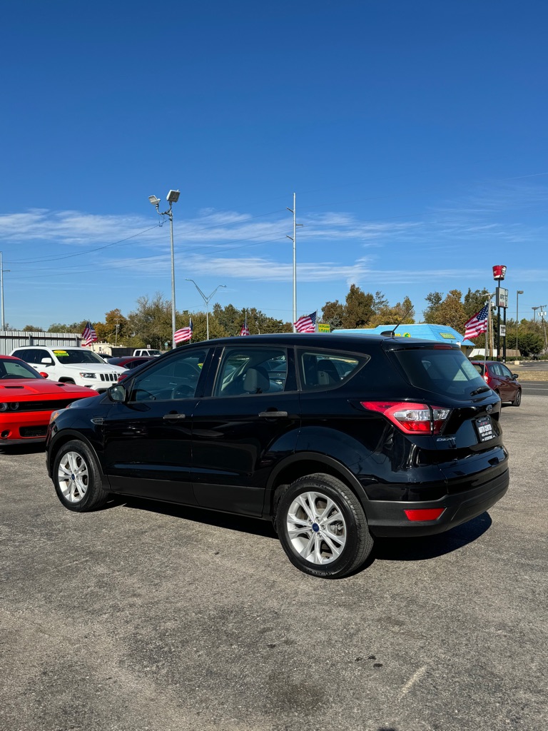 FORD ESCAPE 2017 FORD ESCAPE 1FMCU0F71HUD53062